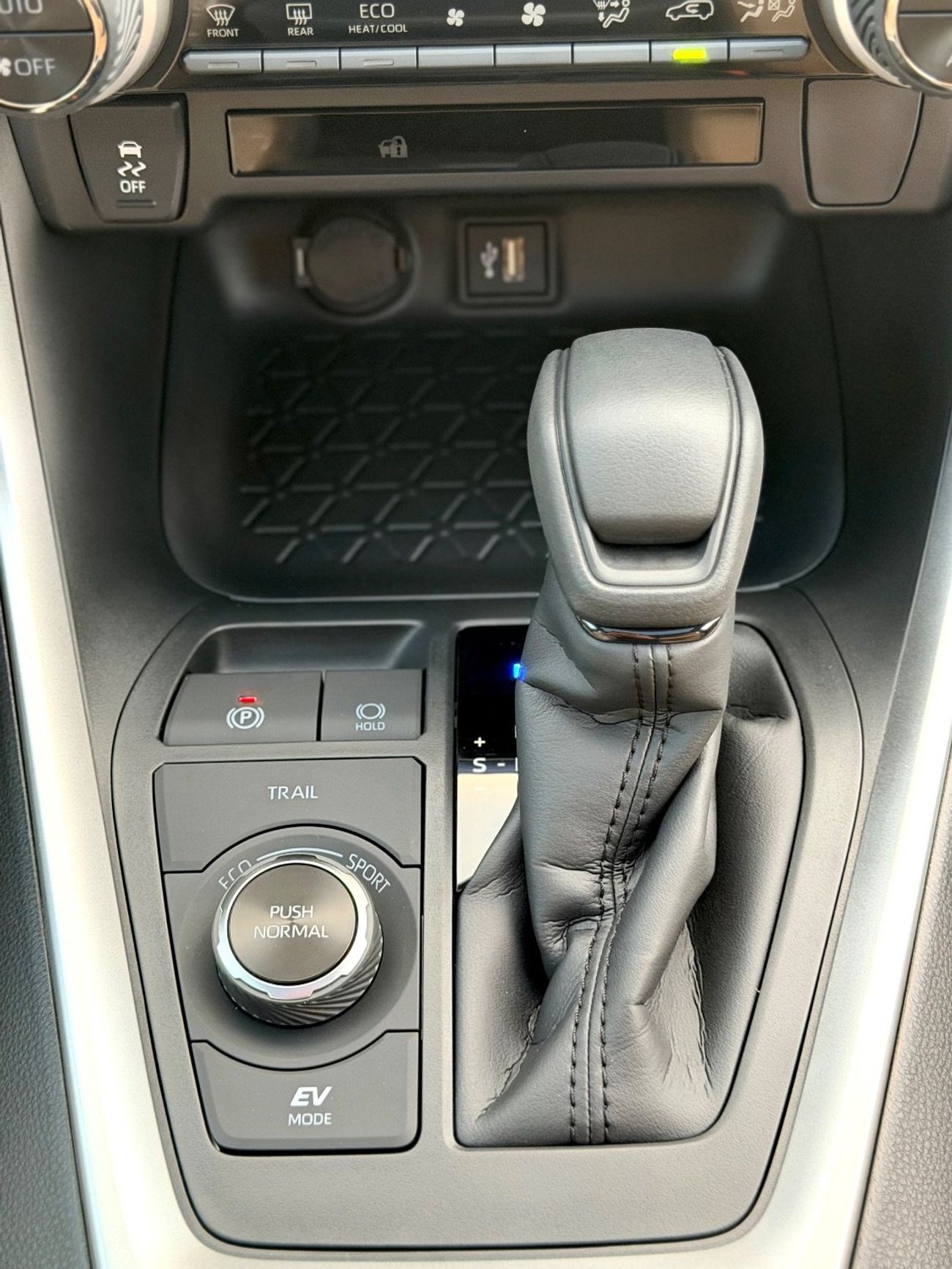 Toyota RAV4 Toyota Rav 4 || 2.5 Hybrid || 2025