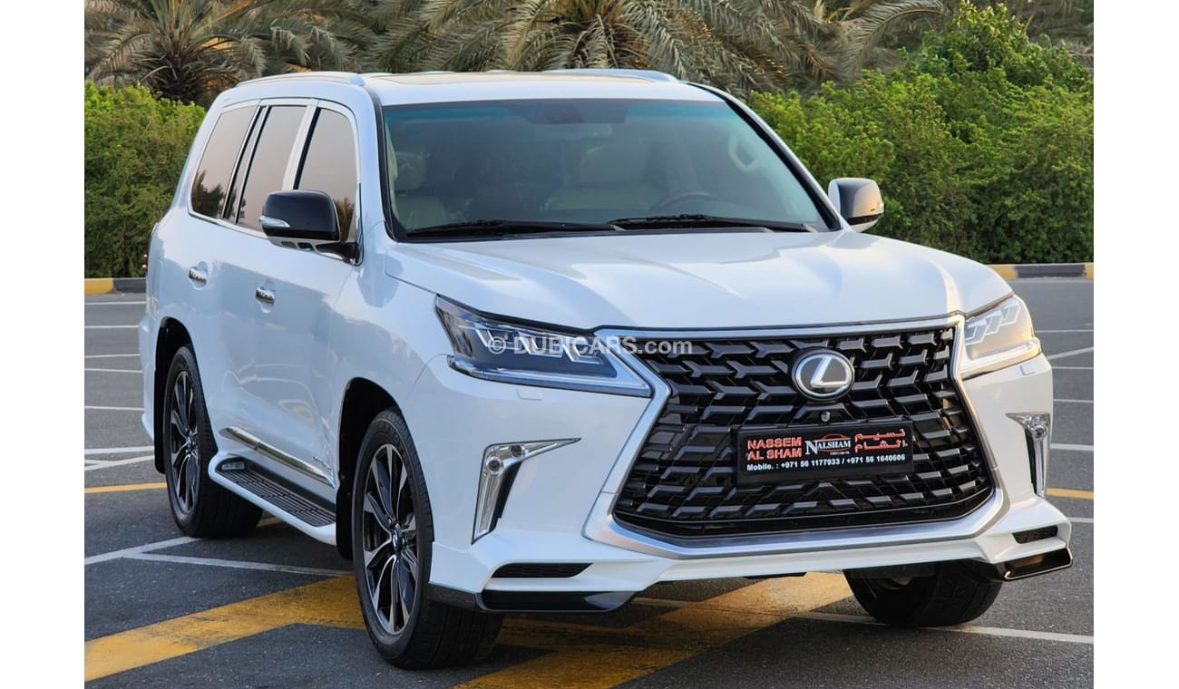 Lexus LX 570 facelifted