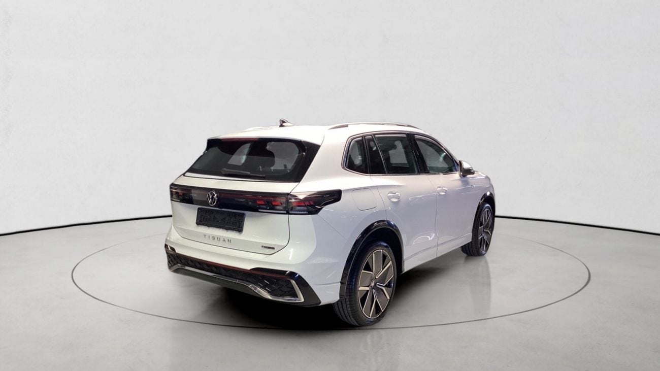 فولكس واجن تيجوان 2.0 TSI 4WD DSG R-LINE | شامل الضمان | 0 ﺪﻔﻋﺓ ﺃﻮﻟﻯ