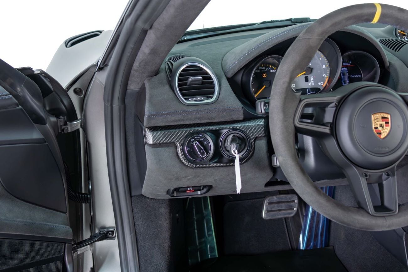 بورش كايمان 718 GT4 RS 4.0L (493 HP) A/T