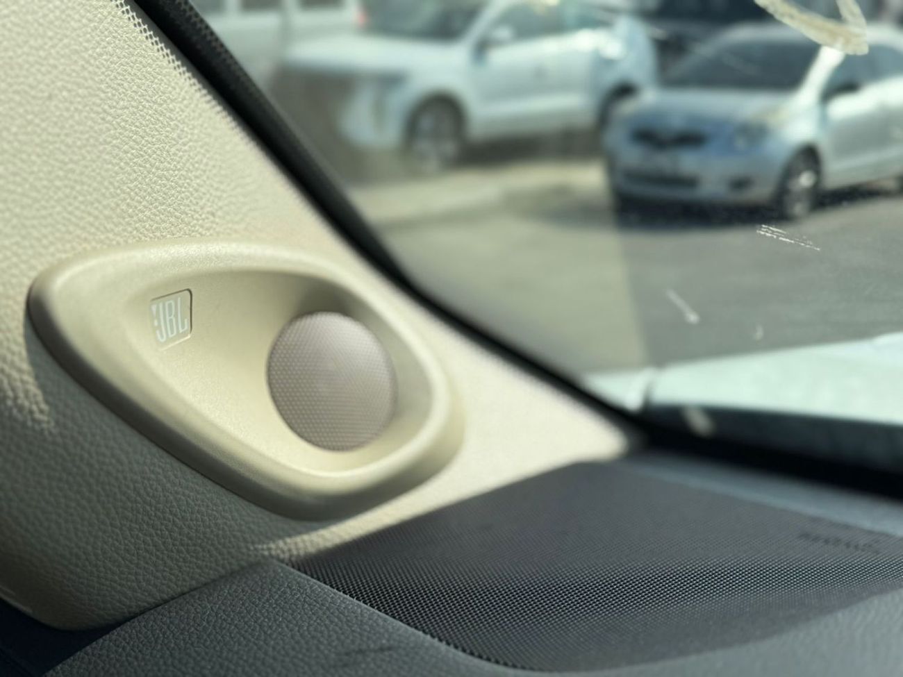 Toyota Land Cruiser GXR 3.5L TWIN TURBO WITHOUT SUNROOF 2025 MODEL