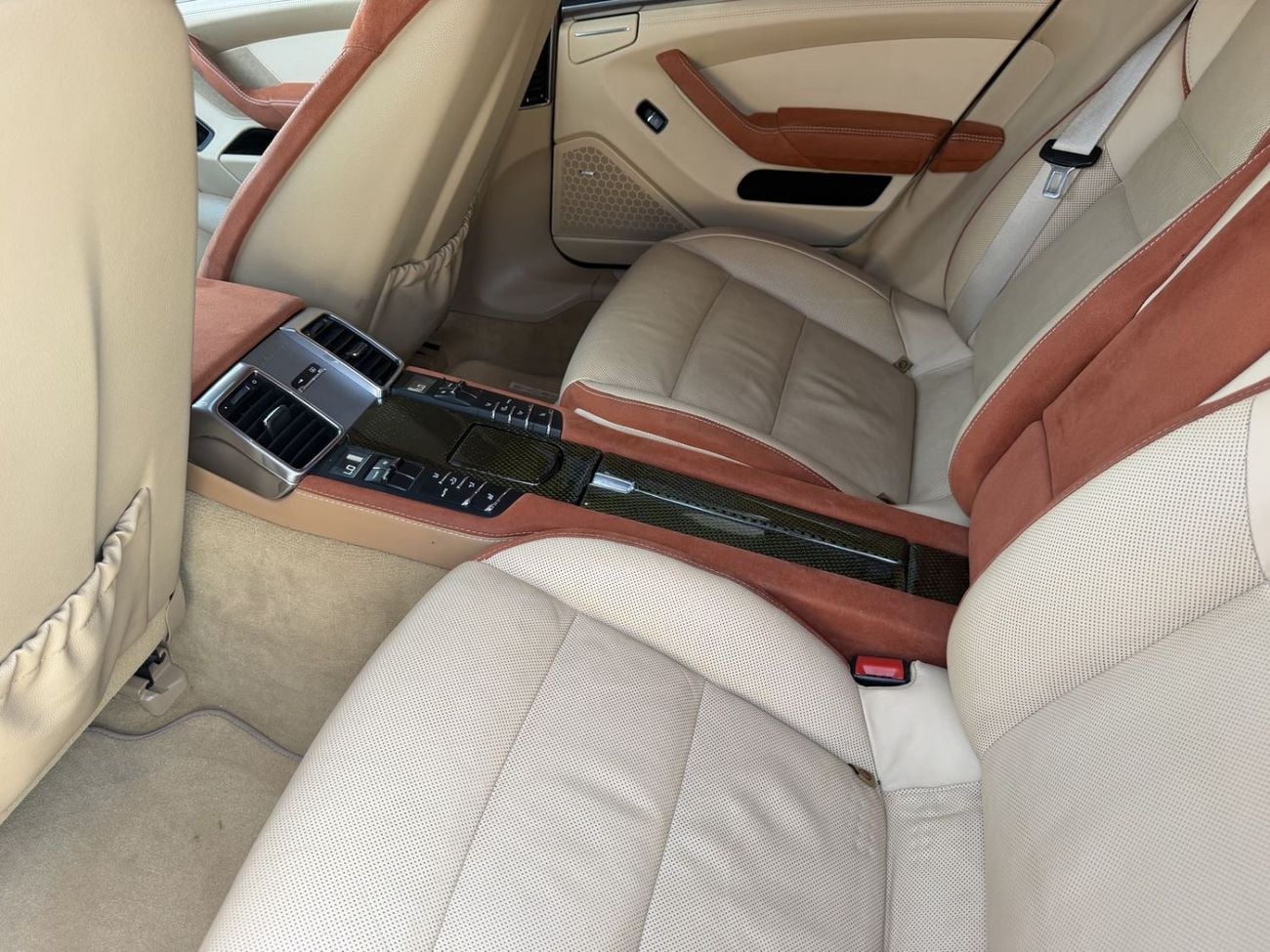 Porsche Panamera 4S
