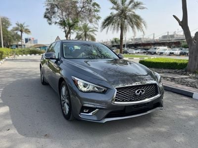 Infiniti Q50 Luxe 3.0L
