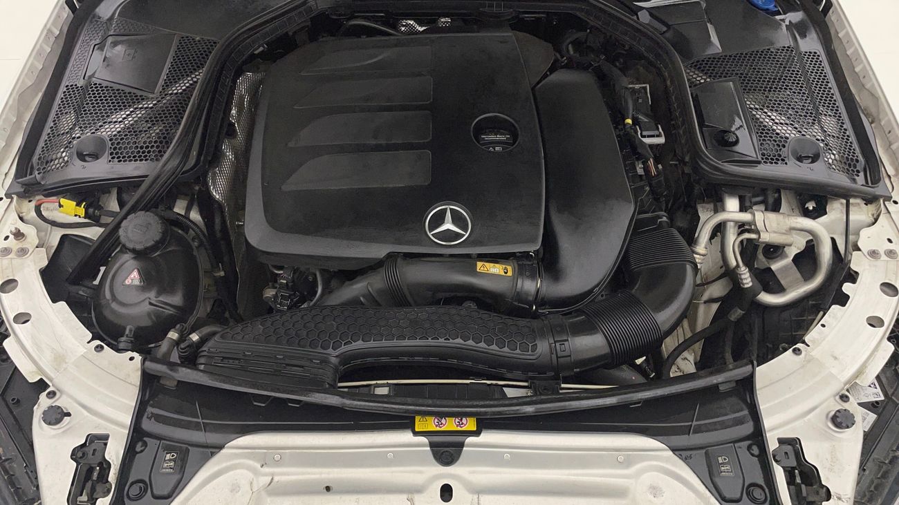 مرسيدس بنز C 200 AMG PACK 2 | بدون دفعة مقدمة | اختبار القيادة في المنزل