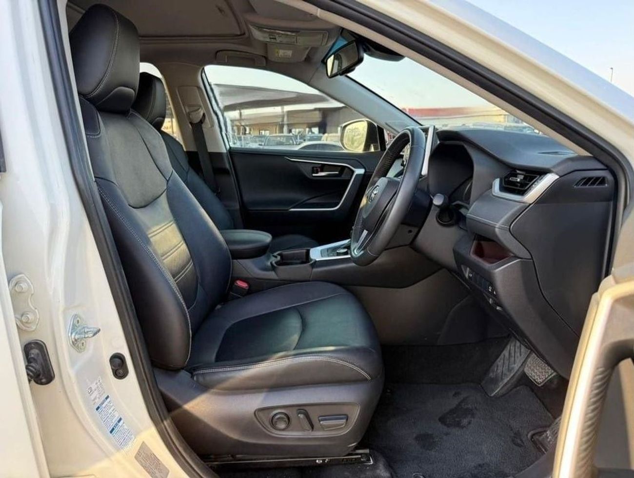 Toyota RAV4 SUNROOF | REAR VIEW CAMERA | 2.5L PETROL | HYBRID | AWD | RHD | 2021 | MEMORY SEAT