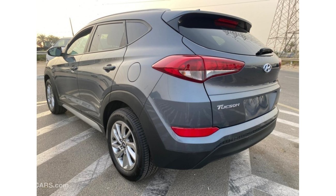 Hyundai Tucson 2018 HYUNDAI TUCSON AWD 2.0L / Mid Option+ / Mint Condition