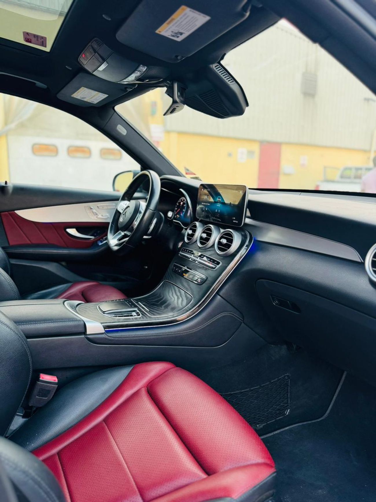 مرسيدس بنز GLC 300 AMG 2.0L