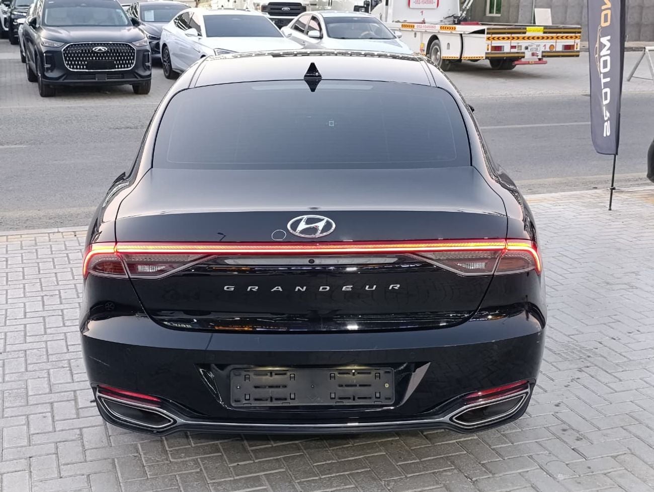 هيونداي جراندور