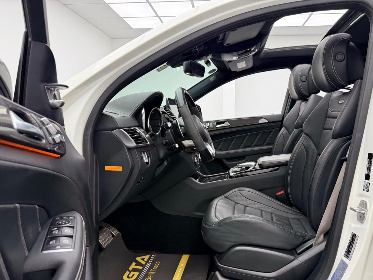 Mercedes Benz GLE 63 AMG S 2017 Mercedes Benz GLE 63 S AMG Coupe, Service History, Fully Loaded, Excellent Condition, Japanes