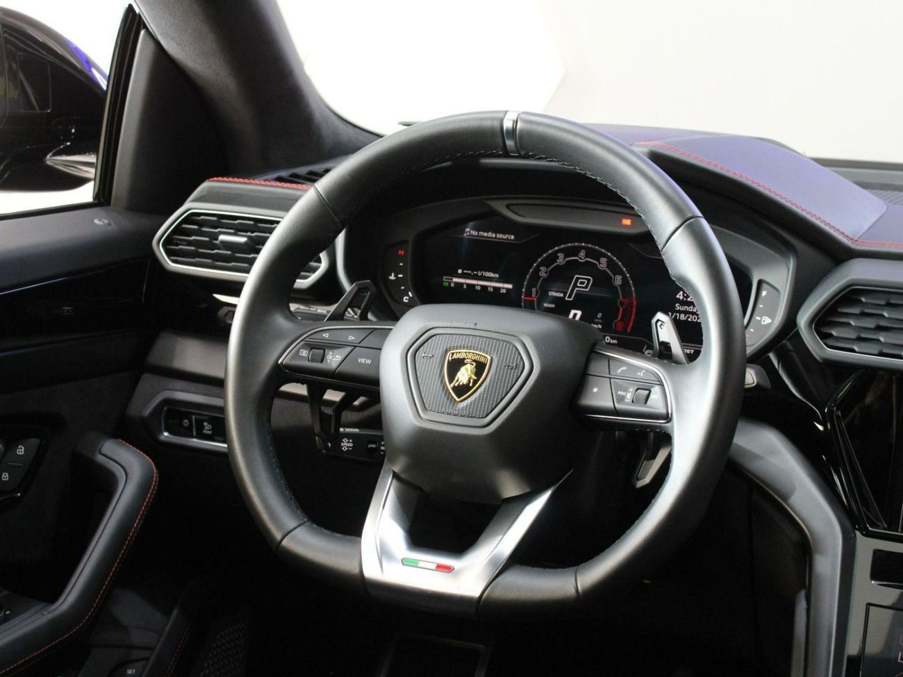 لامبورغيني اوروس S 4.0T V8