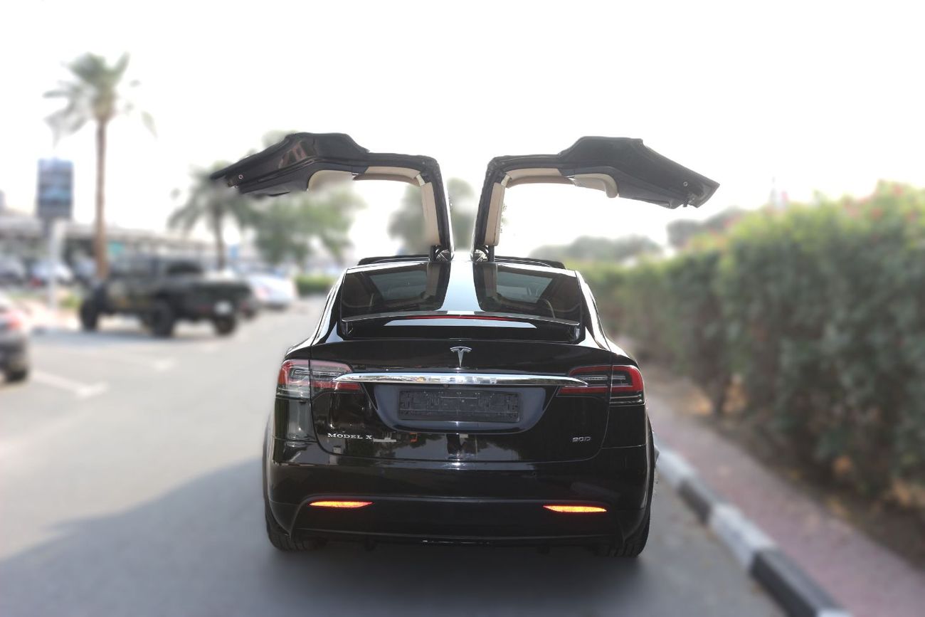 Tesla Model X Long Range (AWD) TESLA MODEL X 90D 2017  GULF SPACE   FALCON DOOR
