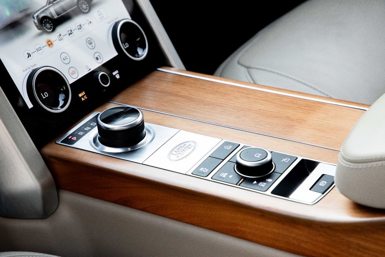 لاند روفر رينج روفر VOGUE | 4,661 P.M  | 0% Downpayment | Agency Serviced!