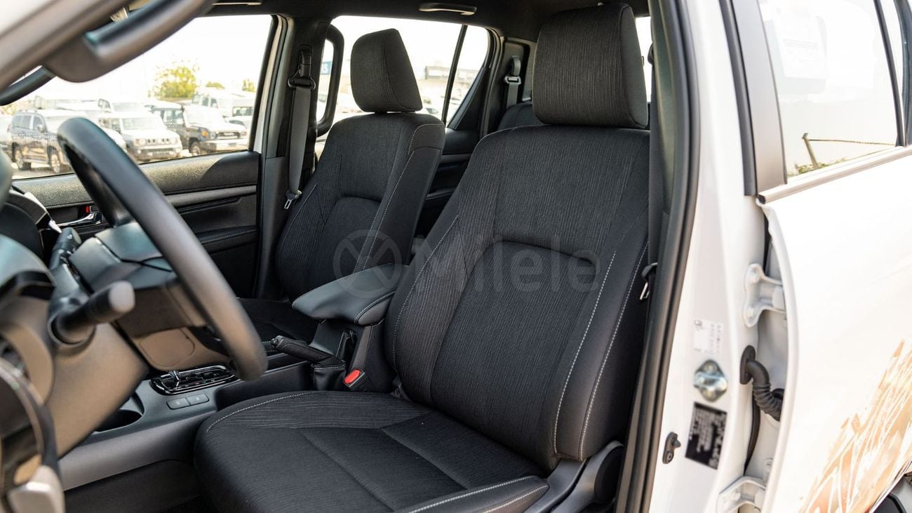 Toyota Hilux TOYOTA HILUX DC ADVENTURE | 2-YEAR WARRANTY + SERVICE AVAILABLE | IN-HOUSE FINANCING | 0% DOWNPAYMEN