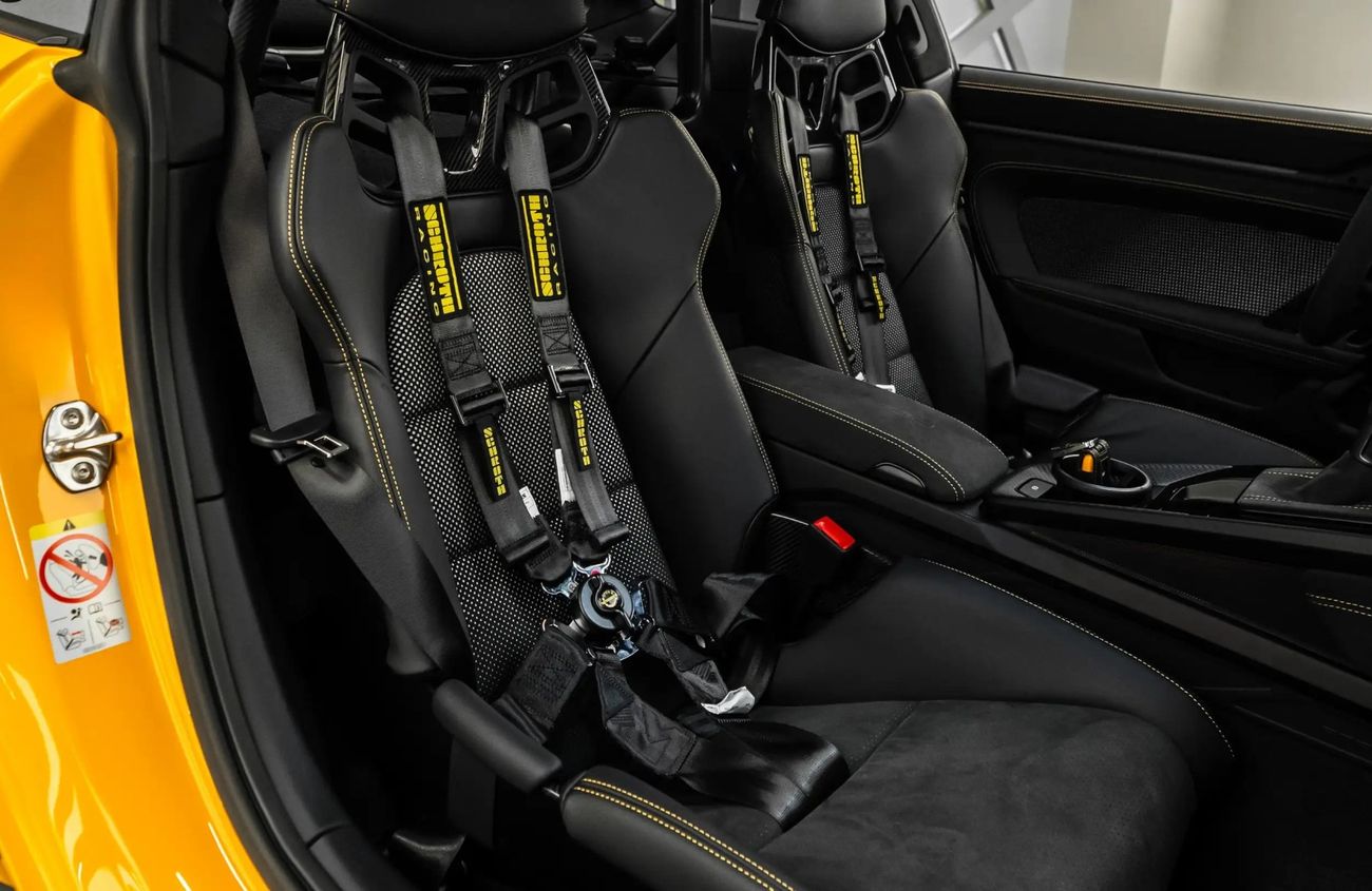 بورش 911 4.0L F-6 Naturally Aspirated Engine