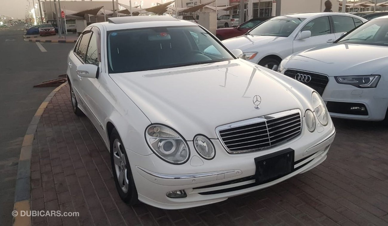 مرسيدس بنز E 350 موديل 2006 وارد اليابان حاله نظيفه جدا افينجارد فل اوبشن صبغ وكاله فتحه وجلد ومثبت سرعه عداد قليل كا