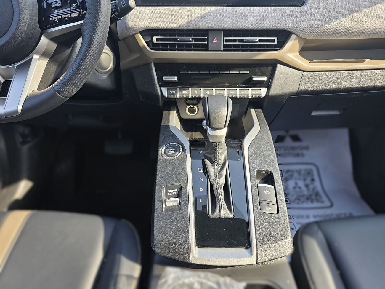 Mitsubishi Xforce Mitsubishi XFORCE P-LINE 1.5L SUV FWD 5Doors white color 2025 model