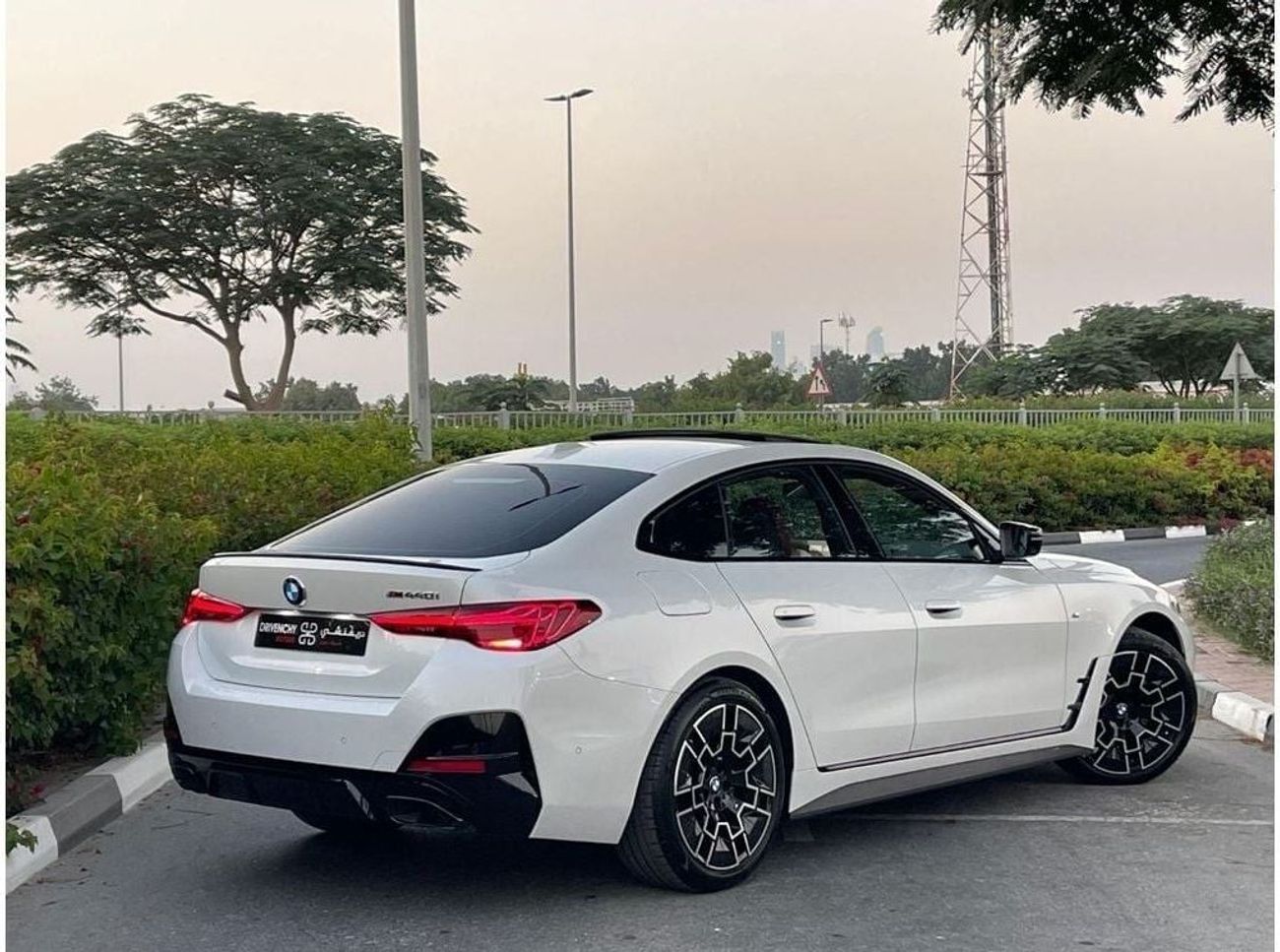 BMW M440i