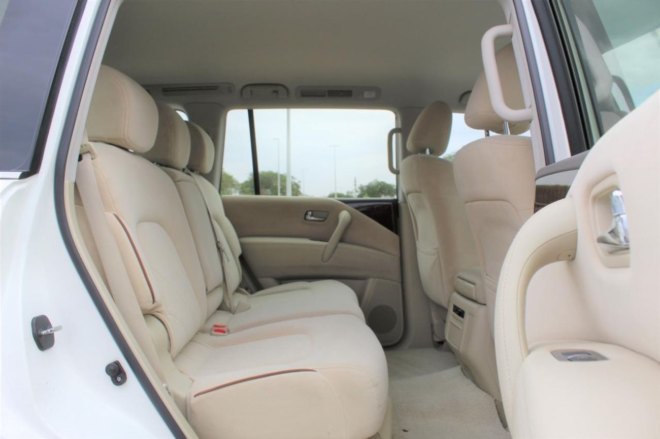 Nissan Patrol SE Platinum NISSAN PATROL SE 2017 4.0 GCC IN MINT CONDITION