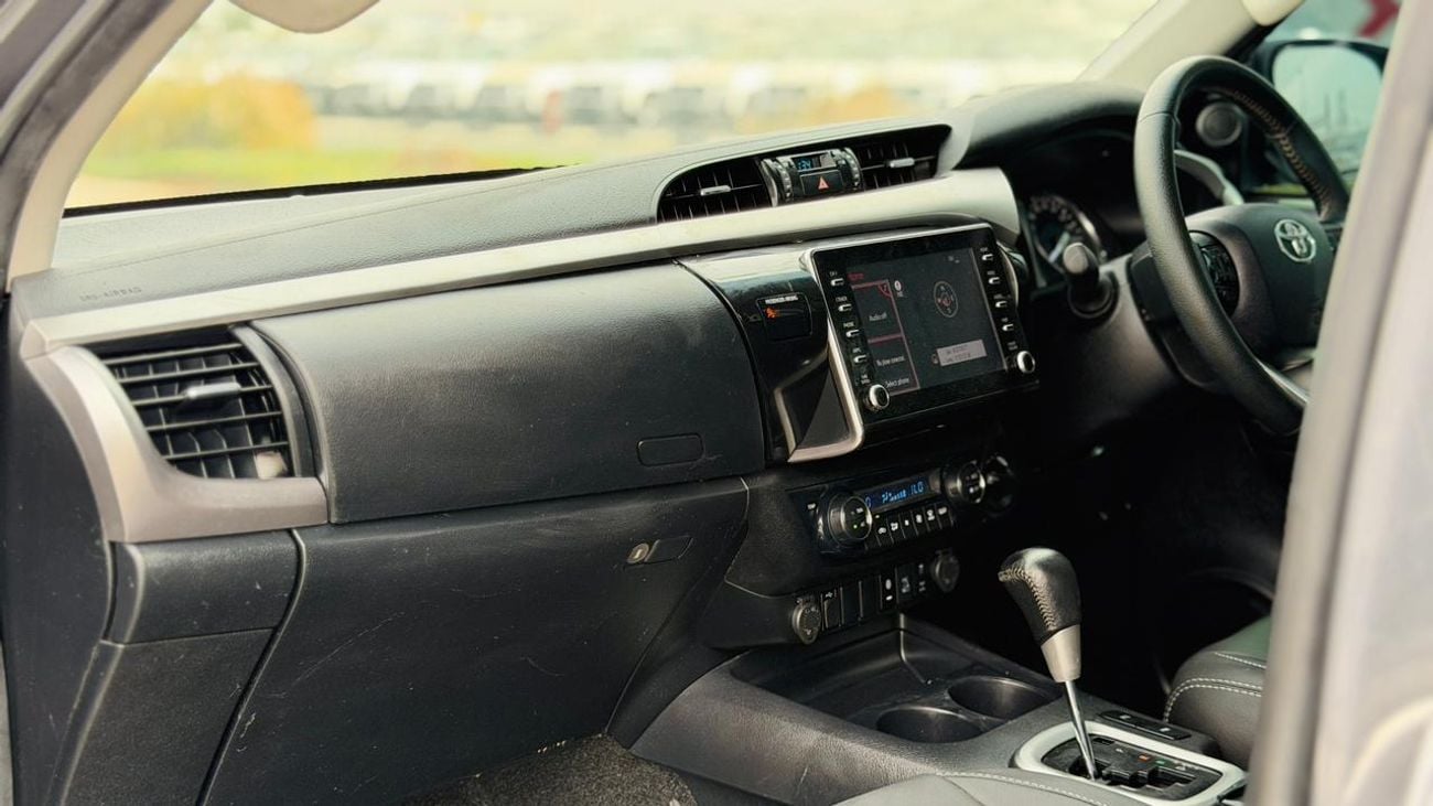 تويوتا هيلوكس -