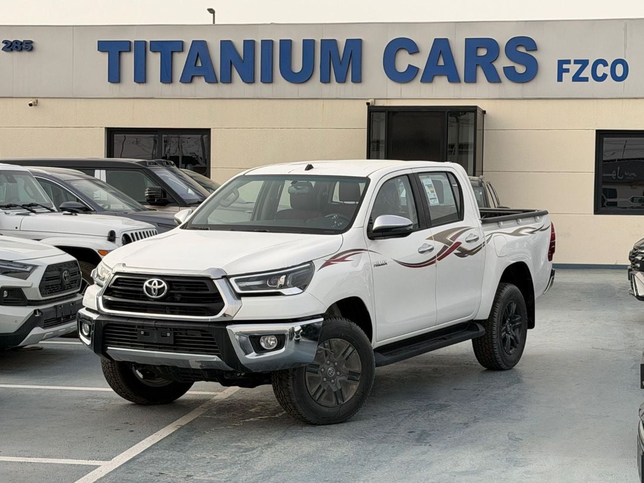 Toyota Hilux SR5 2.7L Petrol Manual Push Start 4WD 2025 Export @ 118,000 AED