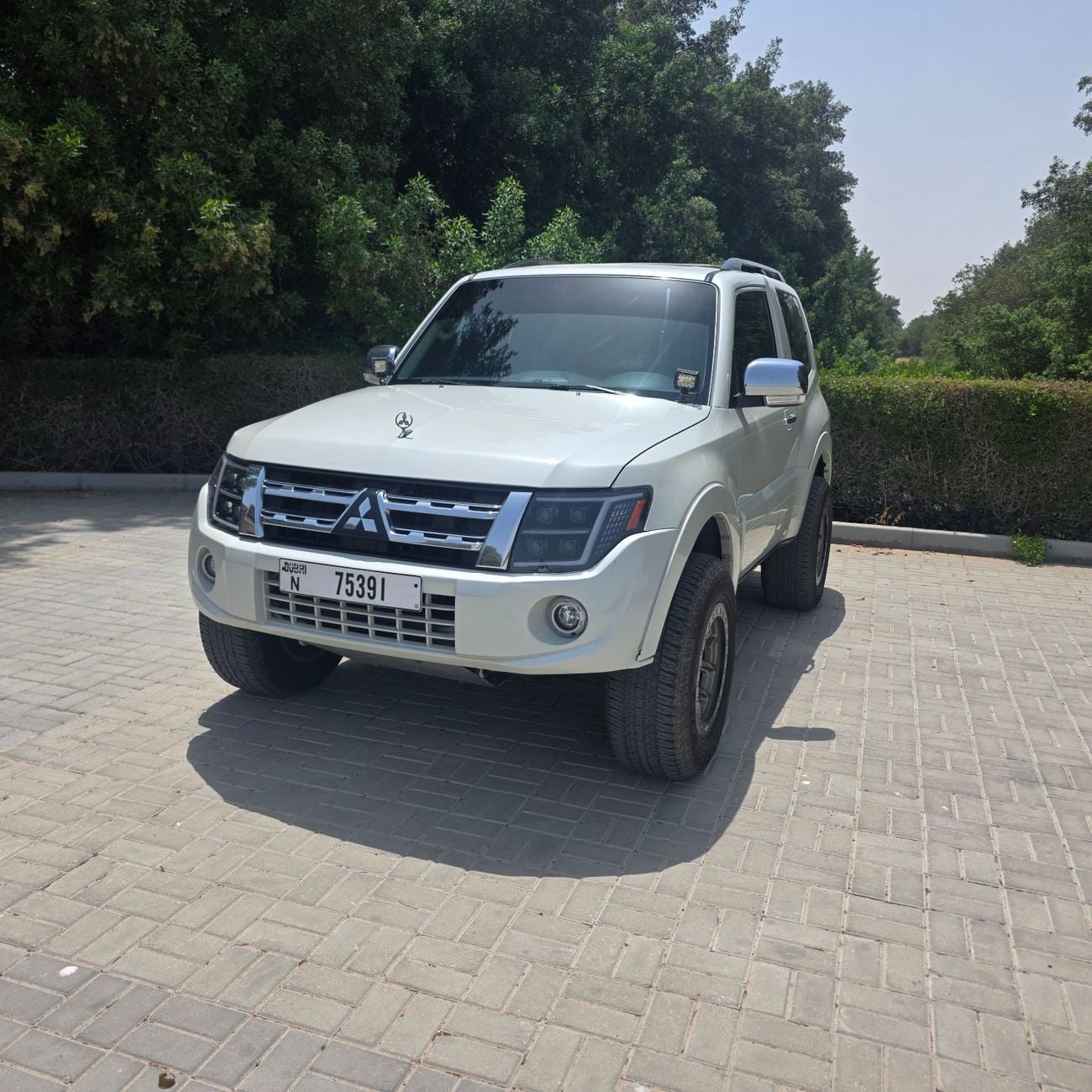 ميتسوبيشي باجيرو GLS HIGHLINE