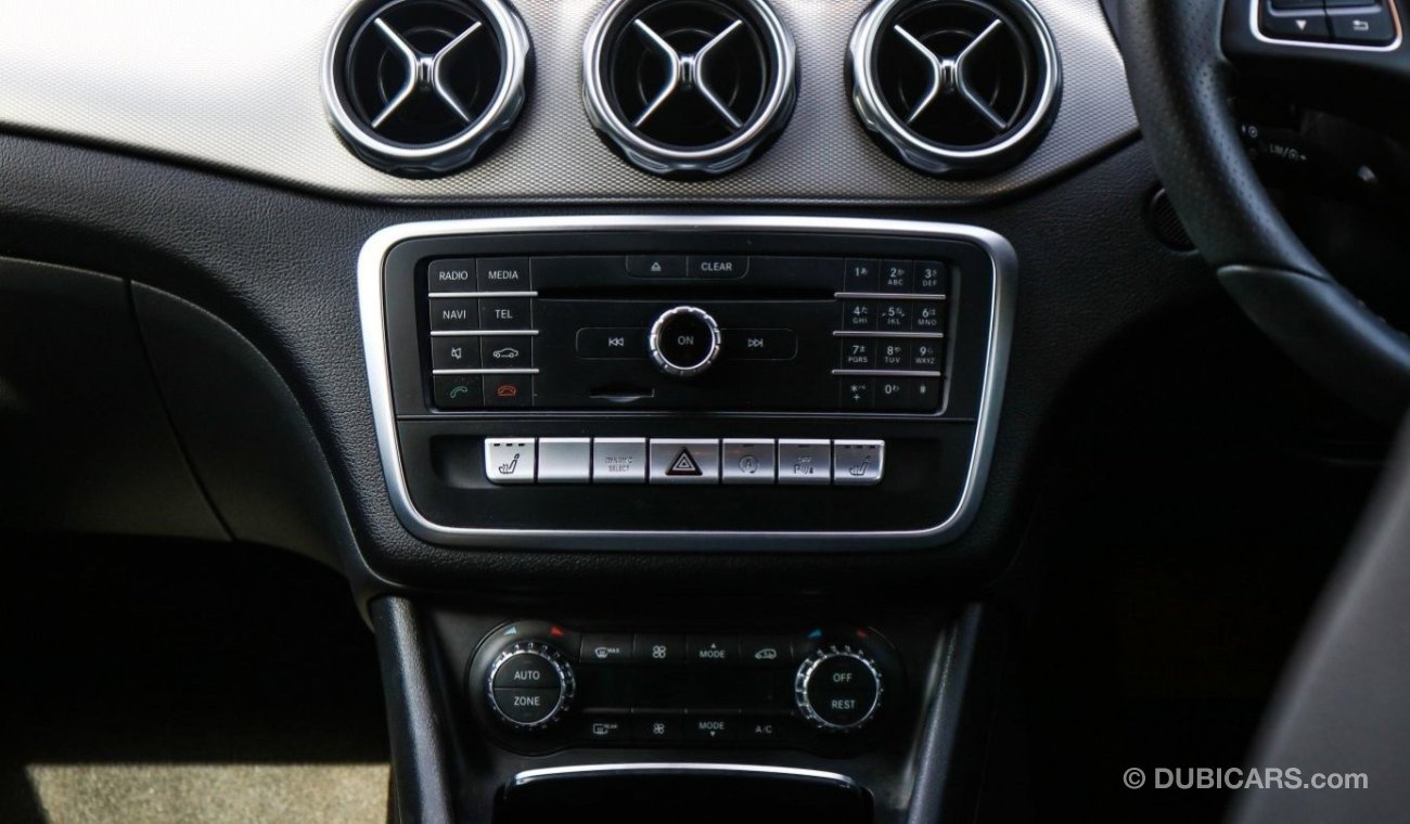 Mercedes-Benz GLA 180