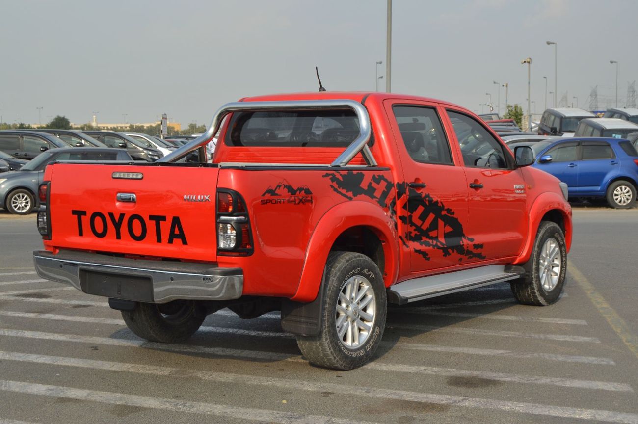 تويوتا هيلوكس Double Cubin  Right Hand Drive  Model: 2015 Engine: 3.0L 1KD