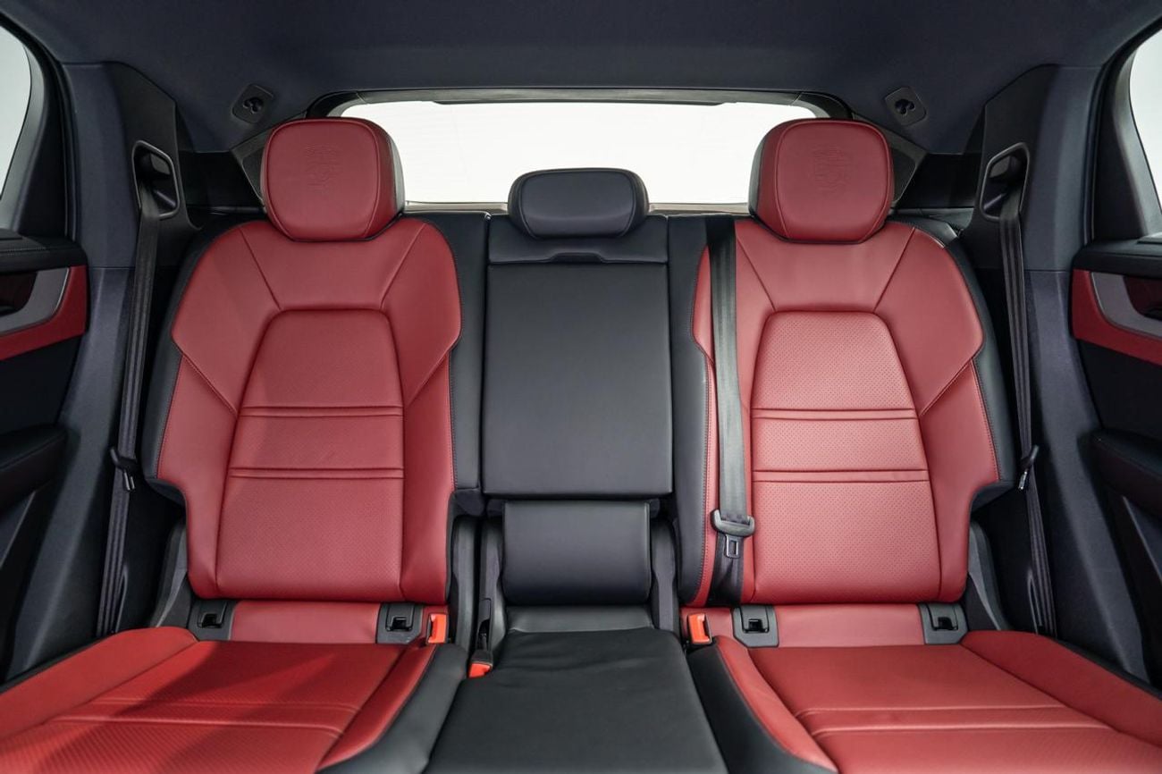 Porsche Cayenne STD