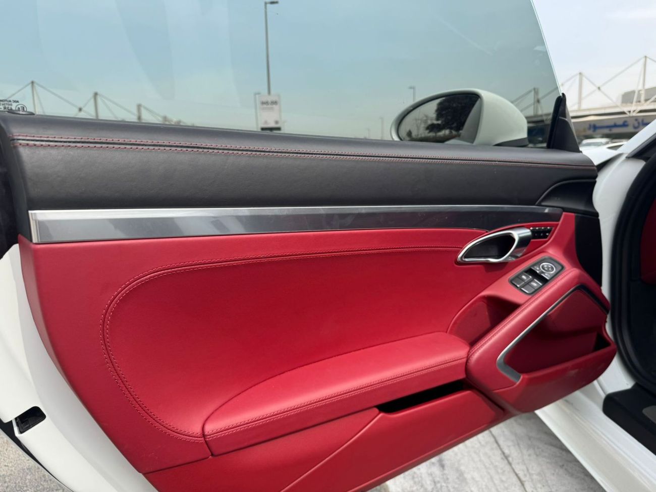 بورش كايمان 718 Std 2.0L A/T