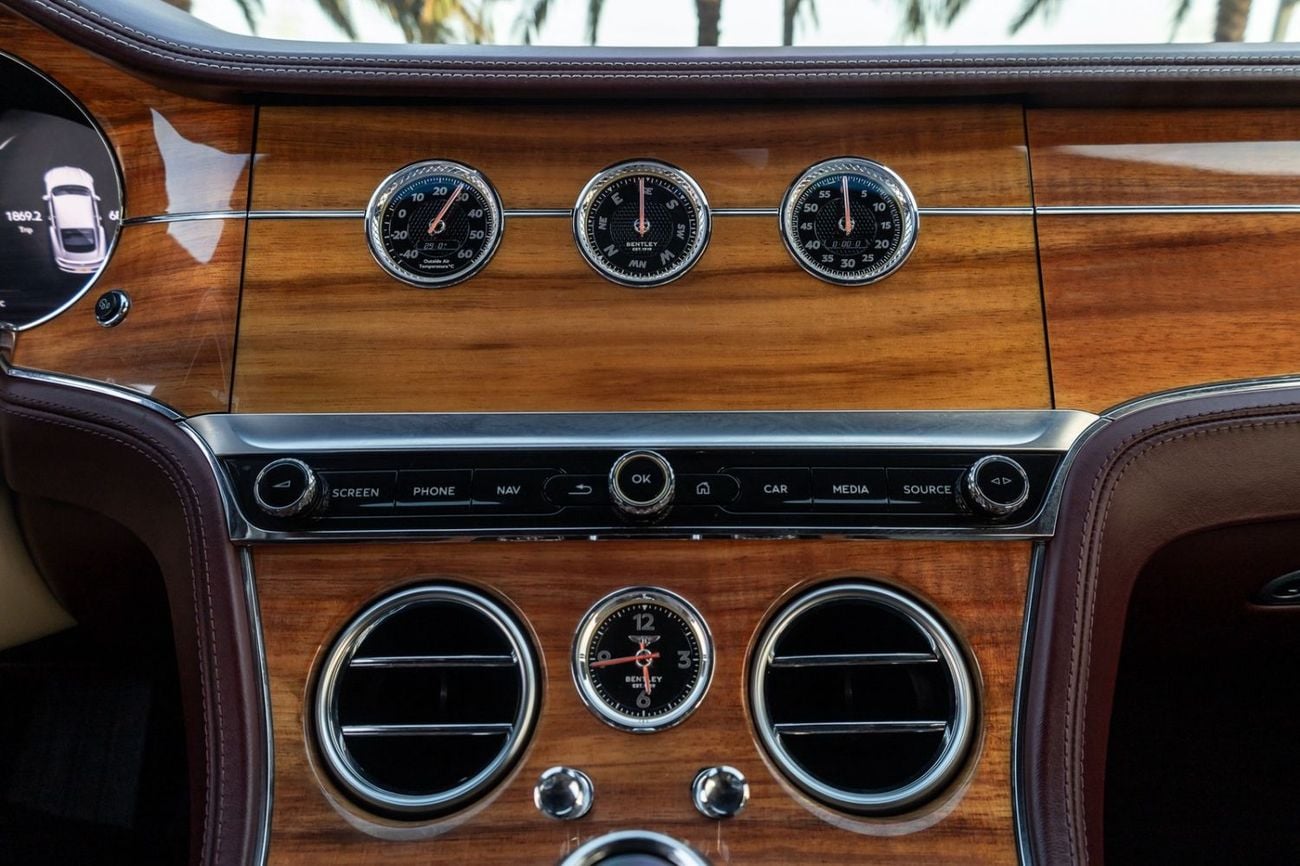 Bentley Continental GT 6.0L W12 (626 HP) Bentley Continental GT W12 2019 GCC | Warranty