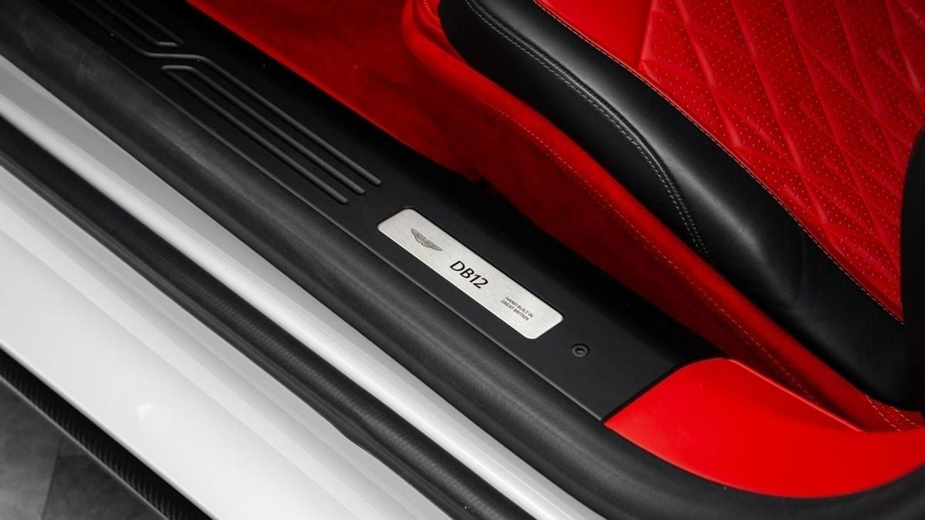 أستون مارتن DB12 - 2024 - GCC Specs - Under Warranty and Service Contract