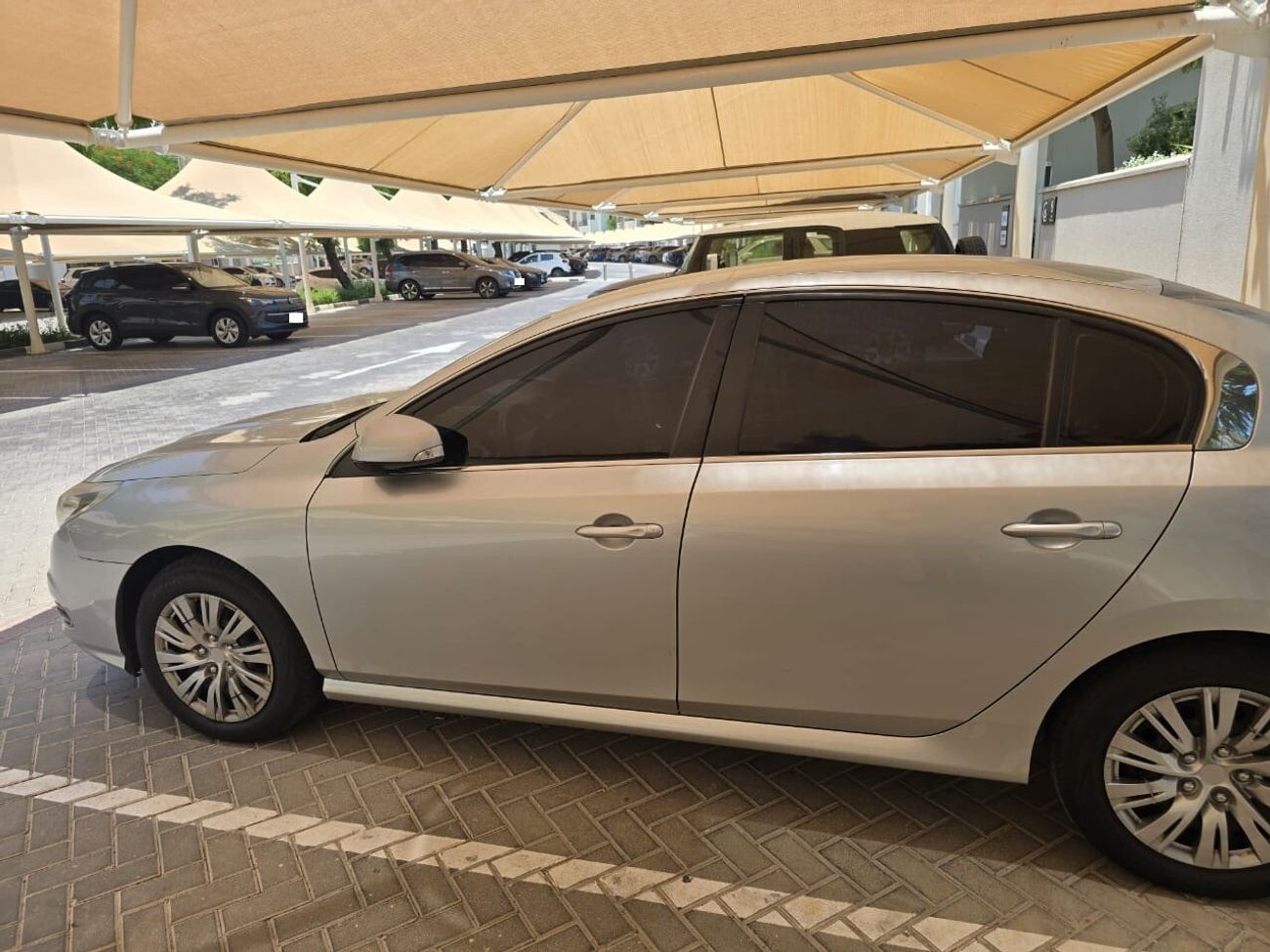 Renault Safrane SE