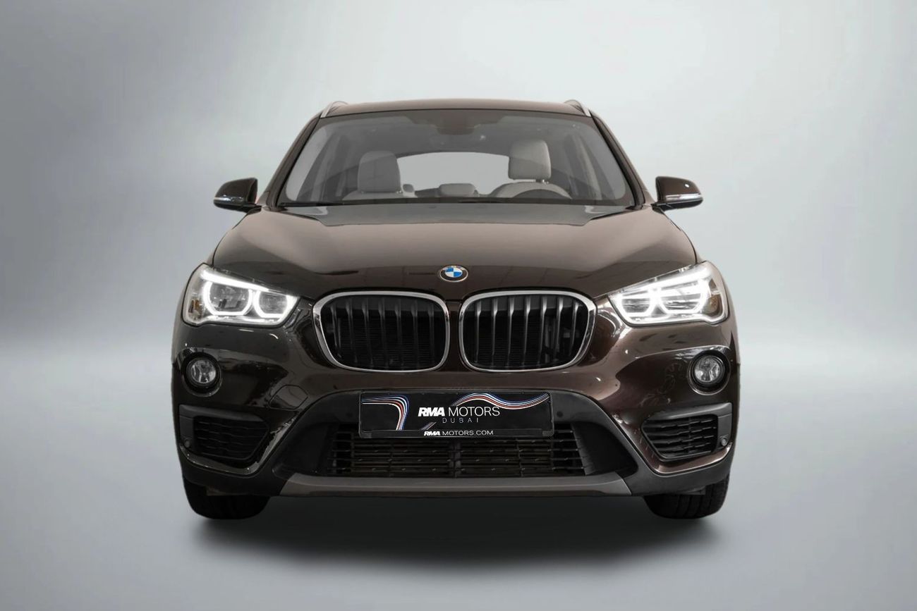 بي أم دبليو X1 sDrive 20i اكسكلوسيف