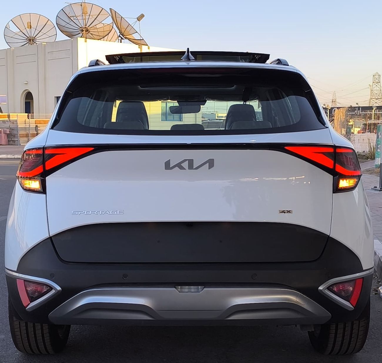 Kia Sportage 2.0L MPI LX (FWD)