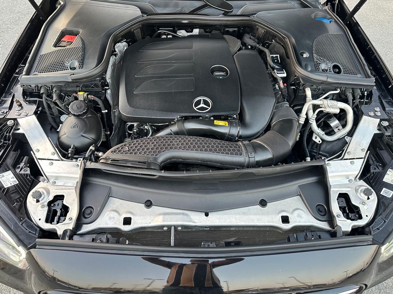 Mercedes-Benz E 350 Mercedes E350 _American_2021_Excellent Condition _Full option