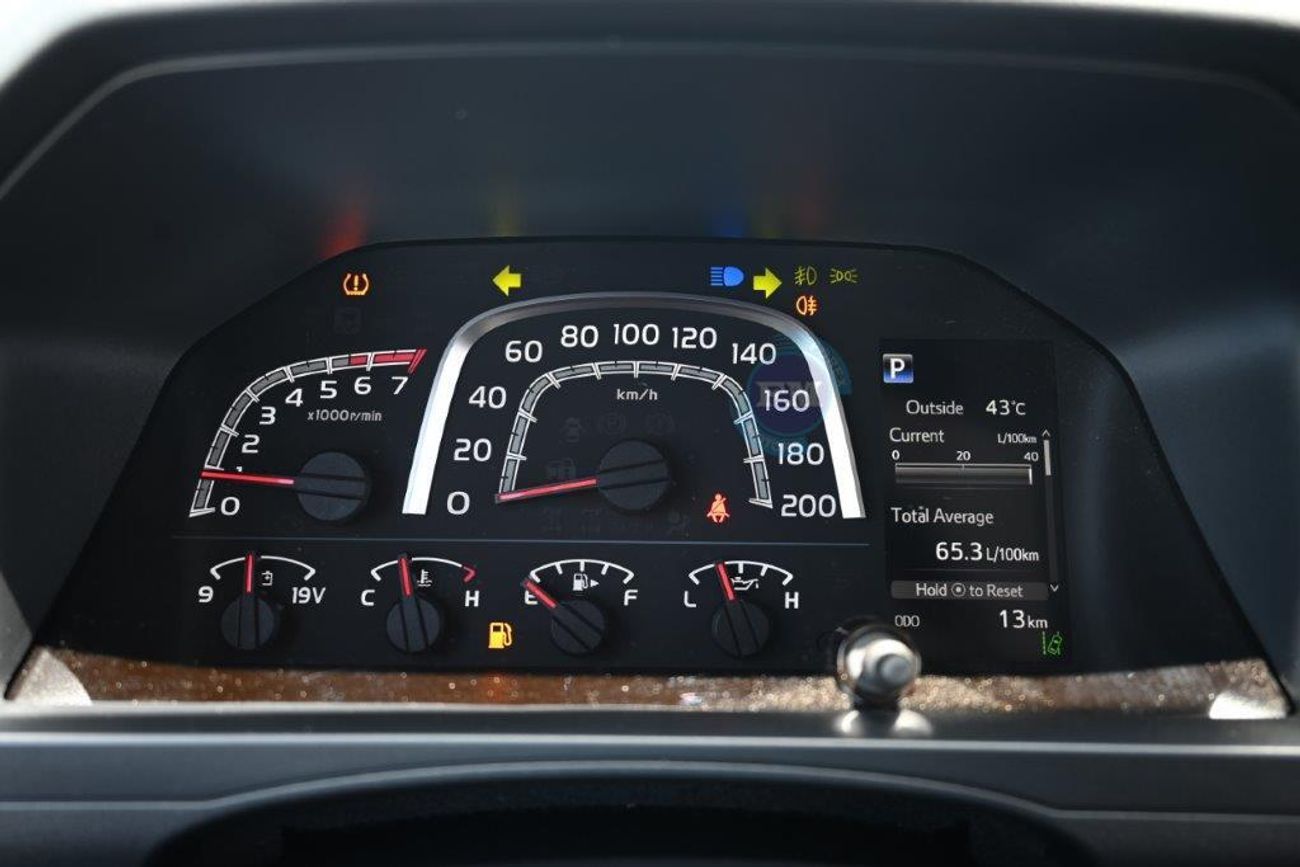 Toyota Land Cruiser 70 71 V6 4.0L Petrol 4WD Automatic