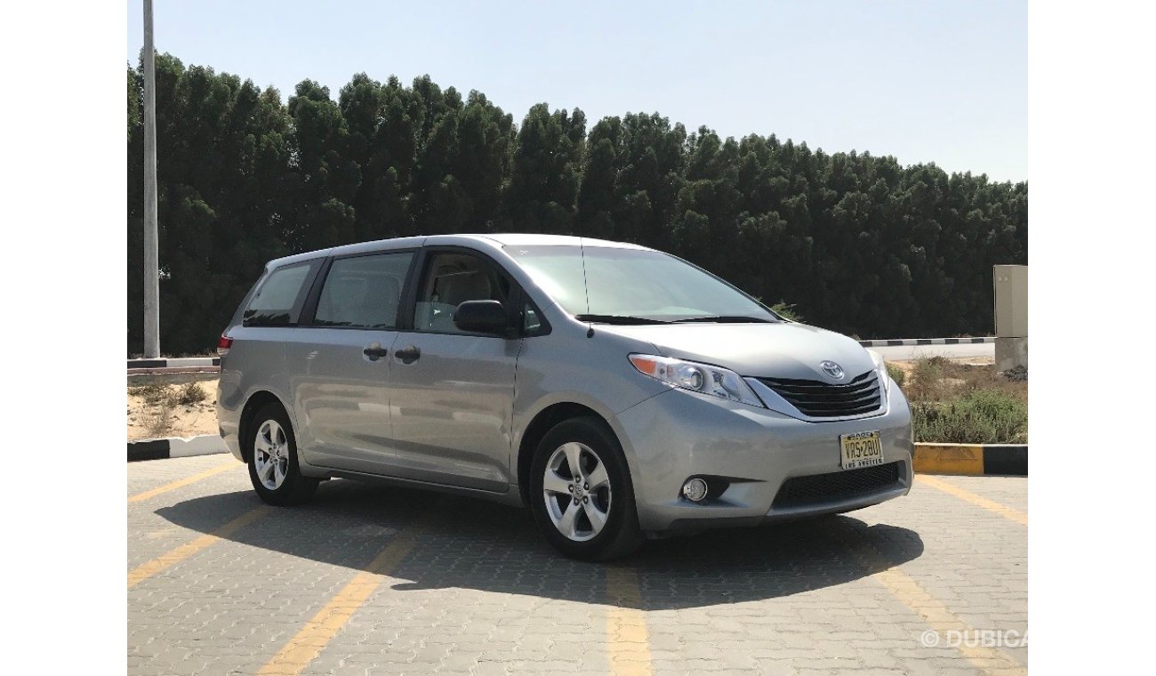 Toyota Sienna 2012 REF#177