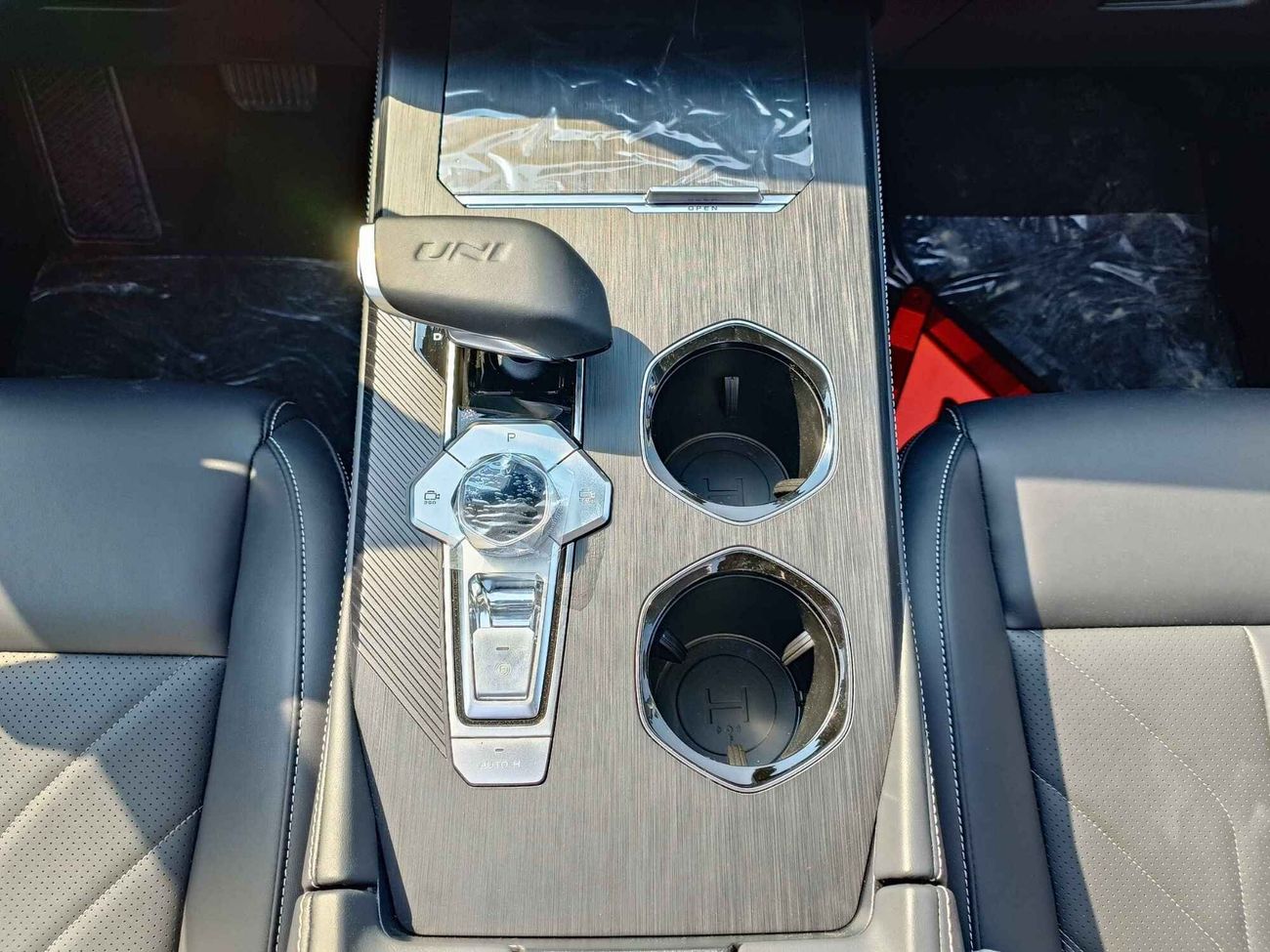 تشنجان يوني ك Hybrid / Petrol 1.5L V4 / Exclusive Offer on Call (Can be used in UAE)