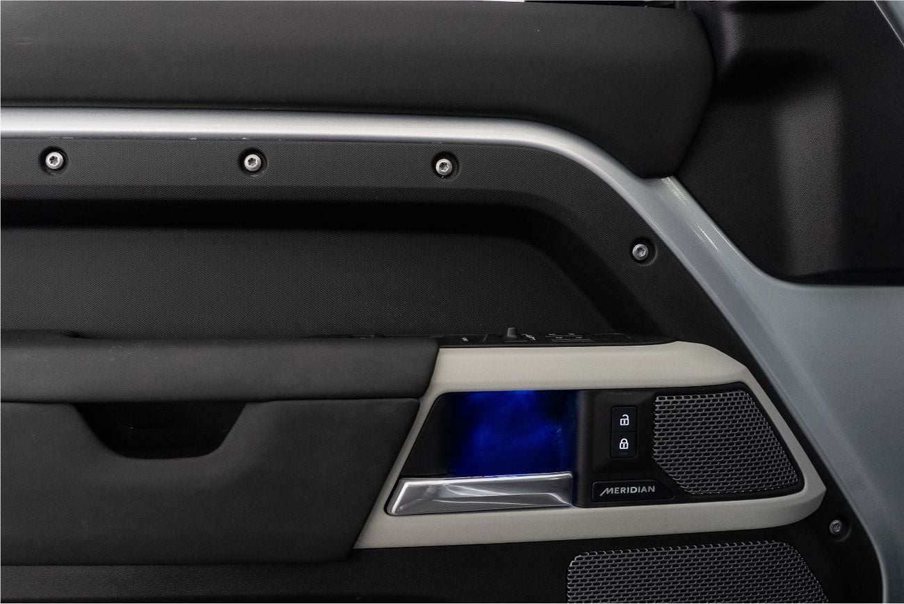 Land Rover Defender 110 X-DYNAMIC HSE P400