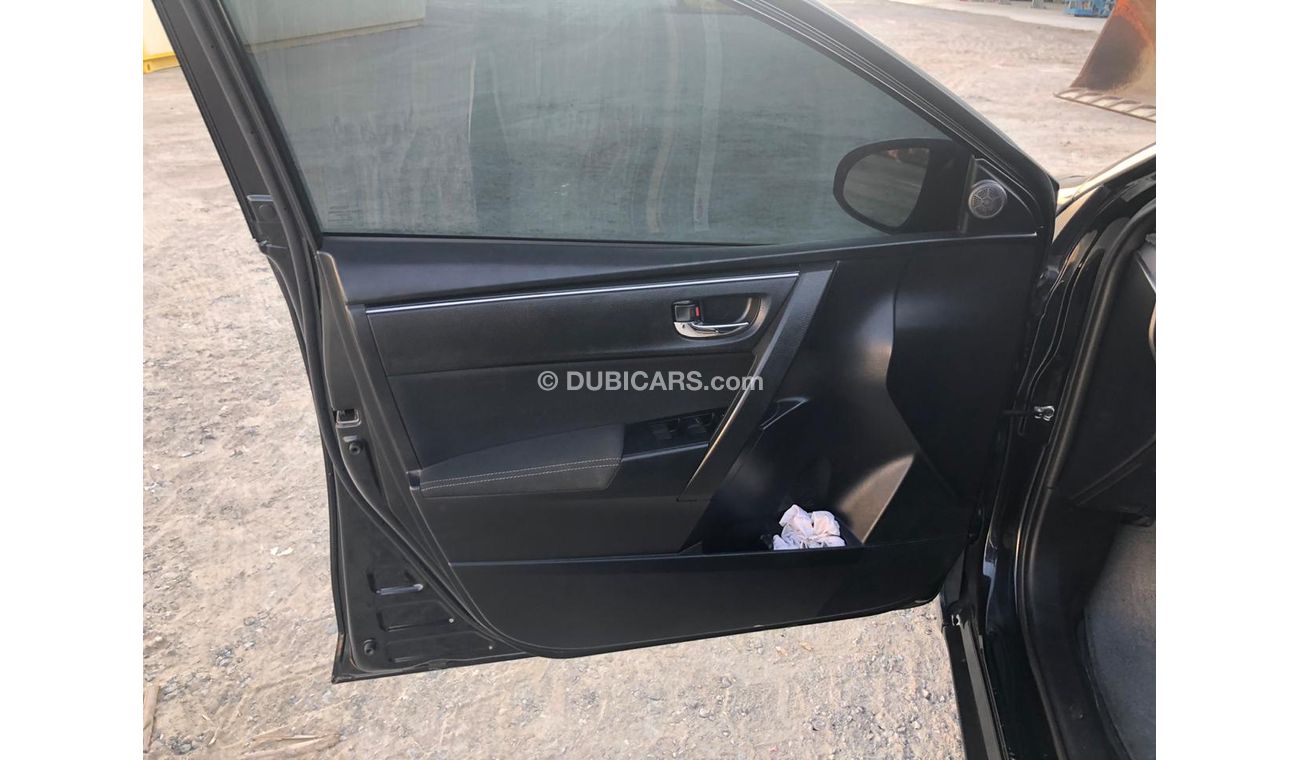 Toyota Corolla 2018 LE (1.8L) *North American Specs* Perfect Condition