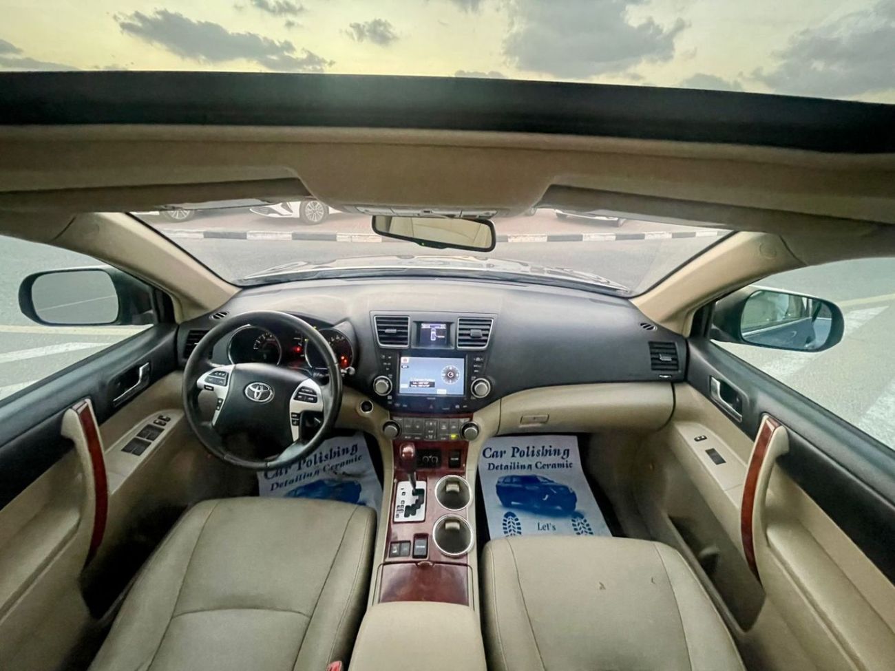 تويوتا هايلاندر 2012 Toyota Highlander Limited Edition Full Option - 3.5L V6 AWD 4x4 - 7 Seater Electric Seats 