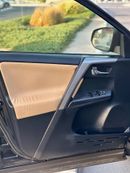 Toyota RAV4 Hybrid XLE Sunroof, push start full option