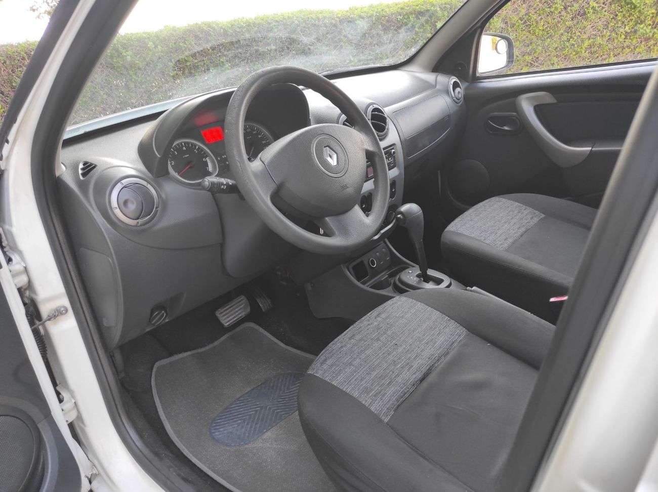 Renault Duster Renault Duster 2014 gcc