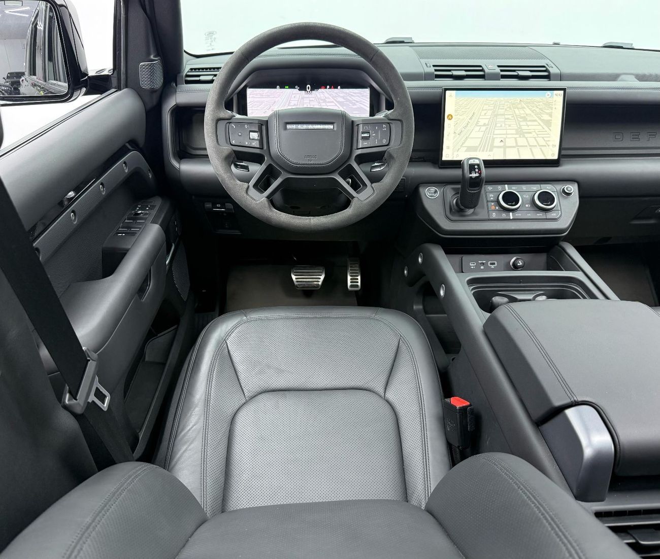 Land Rover Defender 110 P525 2023 Land Rover Defender 110 V8 P525 With Urban Kit, Warranty, Excellent Condition, Low Km,