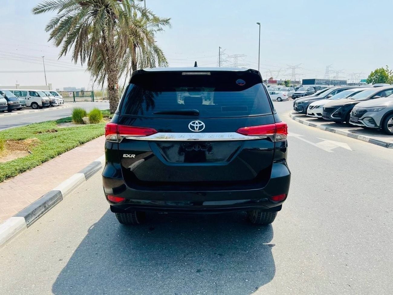 تويوتا فورتونر EXR 2.7L (164 HP) Toyota fortuner V4 2.7 clean and nice