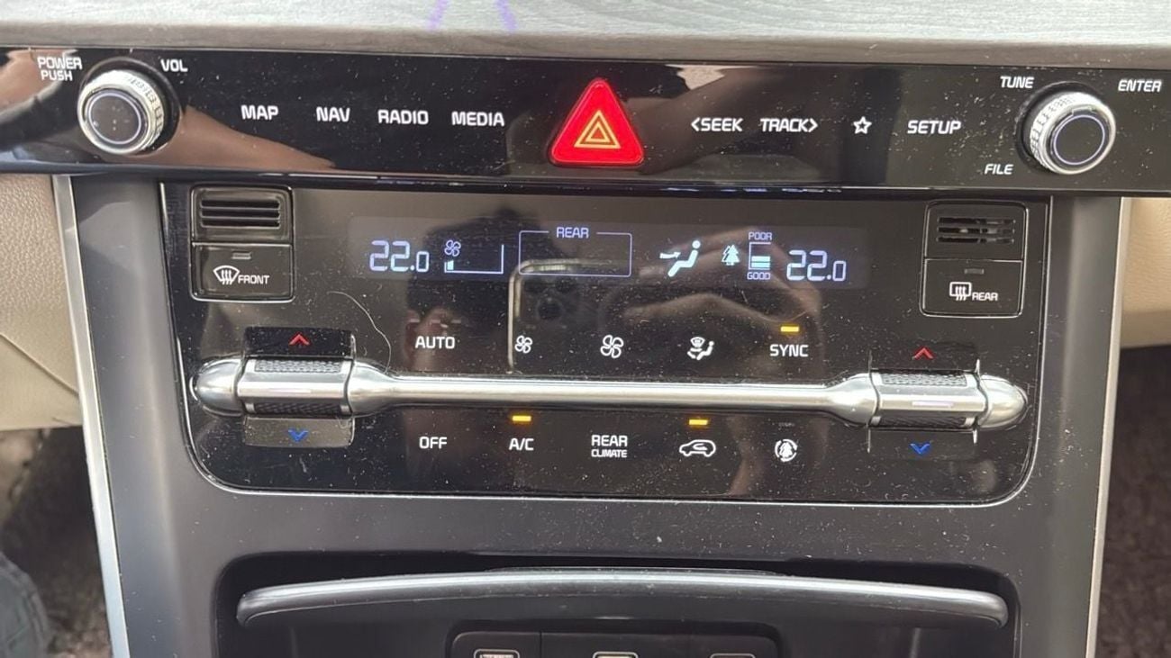 Kia Carnival CARNIVAL KA4 (D) 2.2 Prestige 9 seats