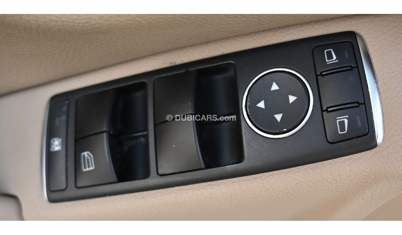 مرسيدس بنز C 180 مرسيدس c180 خليجي بحالة ممتازة بدون حوادث