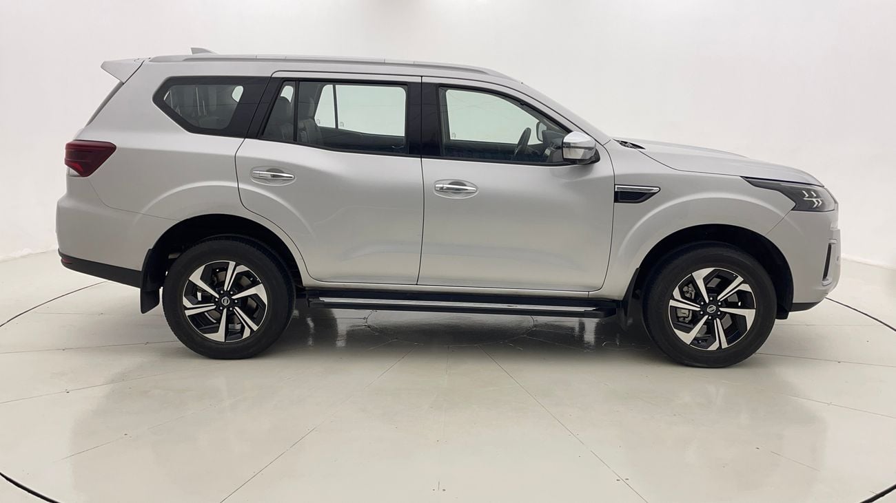 نيسان إكستيرا PLATINUM 2.5 | بدون دفعة مقدمة | اختبار القيادة في المنزل