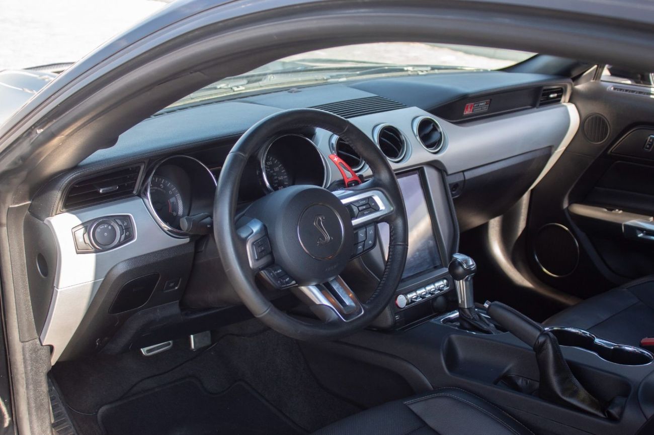 فورد موستانج GT