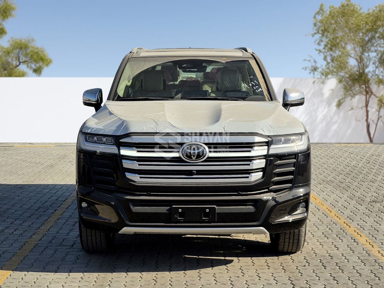 تويوتا لاند كروزر LC300 VXR-FULL OPTION 3.5L HEV 457TT AT | 7-SEATS | JBL | 360 CAMERA | SOFT DOOR CLOSING| 2026MY